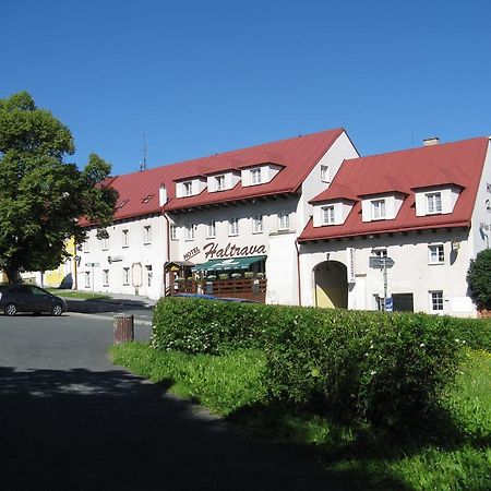 Hotel Haltrava Klenci pod Cerchovem Zewnętrze zdjęcie