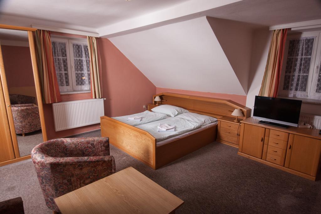 Hotel Haltrava Klenci pod Cerchovem Pokój zdjęcie