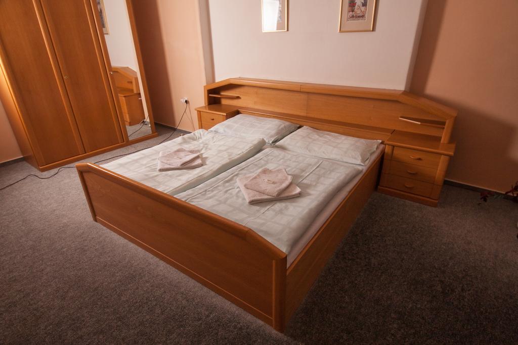 Hotel Haltrava Klenci pod Cerchovem Pokój zdjęcie